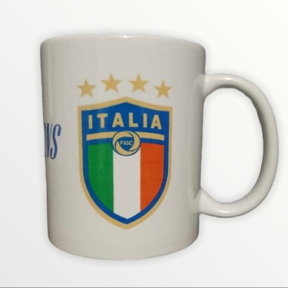 UEFA Euro 2020 Champions 11oz Mug - Picture 3 of 3
